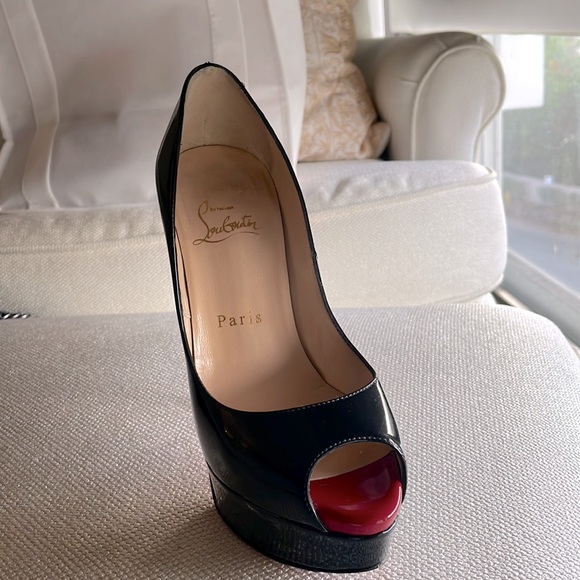Christian Louboutin Paris black paltform shoes. - Picture 1 of 5